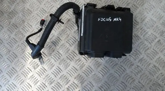 Ford Focus Fuse box set LX6T-14D068-ELA