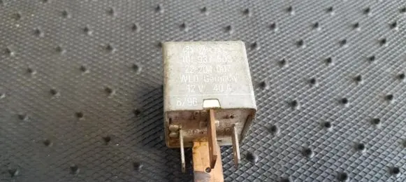 Volkswagen Transporter - Caravelle T4 Other relay 191937503 22204007