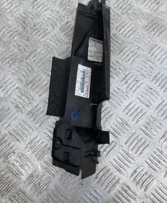 Toyota Prius (XW50) Radiator trim 16593-37030