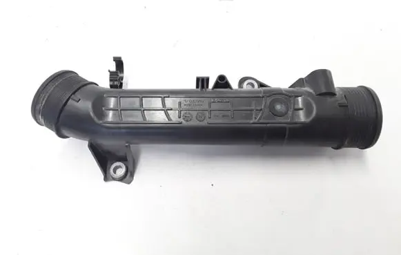 Volvo XC90 Intercooler hose/pipe 31422153