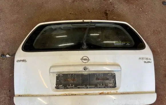 Opel Astra G Tailgate/trunk/boot lid