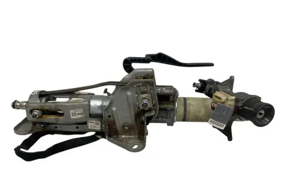 BMW 5 E60 E61 Steering wheel axle 6768276 2201055058