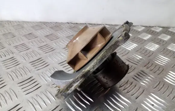 Chrysler Grand Voyager V Water pump