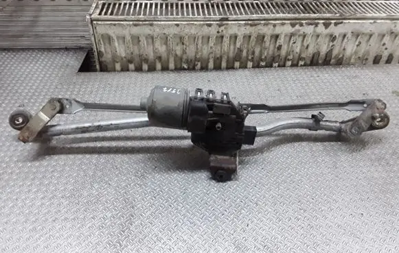 Audi A4 S4 B6 8E 8H Front wiper linkage and motor 8E1955119 0390241509