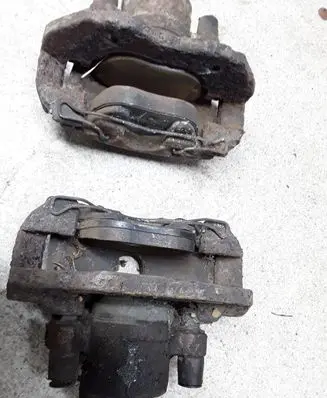 Mazda 3 I Front brake caliper