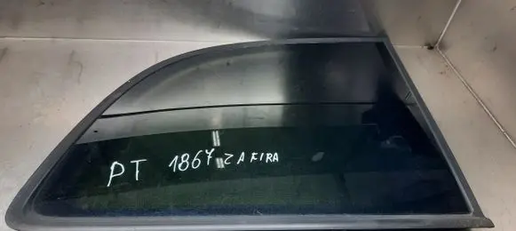 Opel Zafira A Rear side window