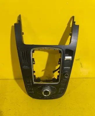 Audi A4 S4 B8 8K Screen/display/small screen RZ5R7P1K5