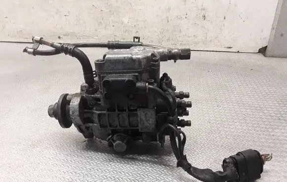 Volkswagen Golf IV Fuel injection high pressure pump 038130107D 0460404977