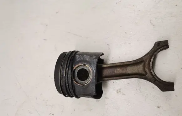 BMW 7 G11 G12 Piston 