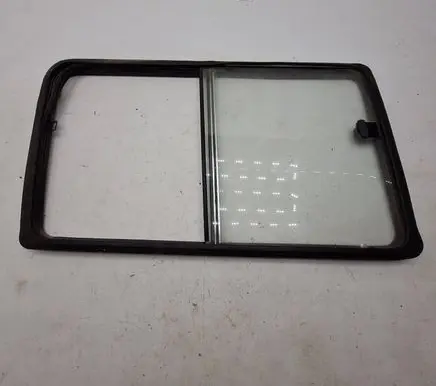 Toyota Land Cruiser (BJ70) Rear side window