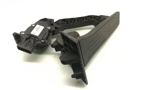 KIA Sorento Accelerator throttle pedal
