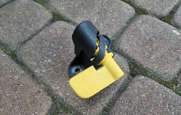 Opel Vivaro Rear door interior handle 905037994R 93452556
