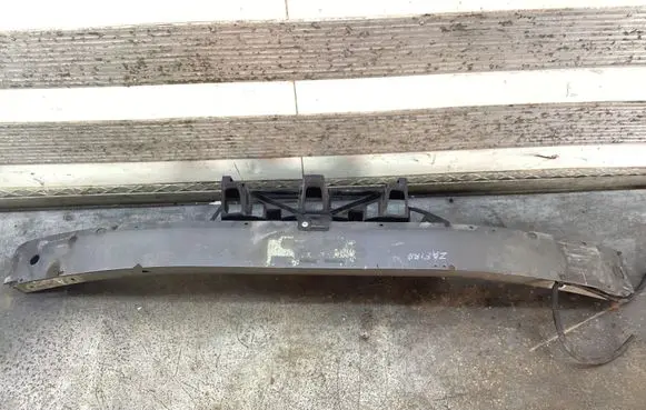 Opel Zafira B Front bumper cross member 24460537