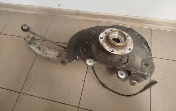 BMW X5 F15 Front wheel hub 6869870