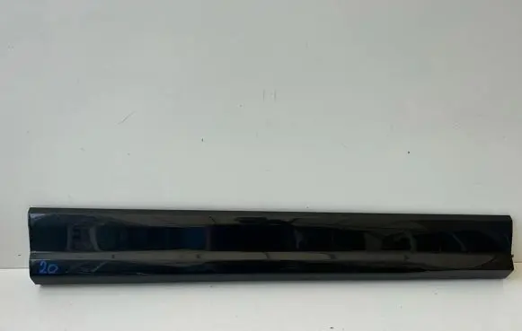 Audi Q2 - Front door trim (molding) 81A853960B