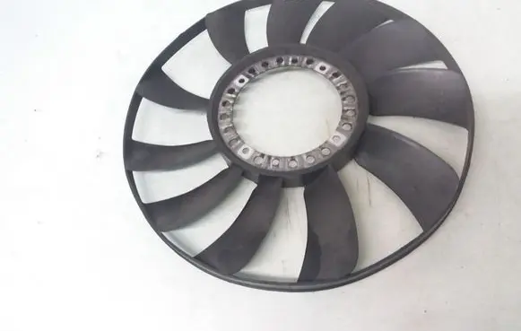 Audi A4 S4 B5 8D Fan impeller 058121301B