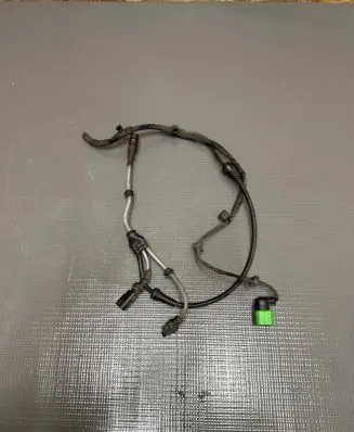 Porsche Cayenne (9Y0 9Y3) ABS rear brake sensor 6E0973702