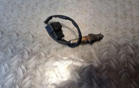 Audi A4 S4 B6 8E 8H Lambda probe sensor 077906265J