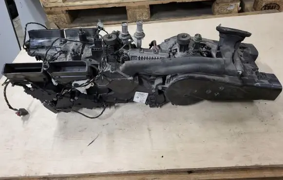 Audi Q7 4M Interior heater climate box assembly 4M0820004