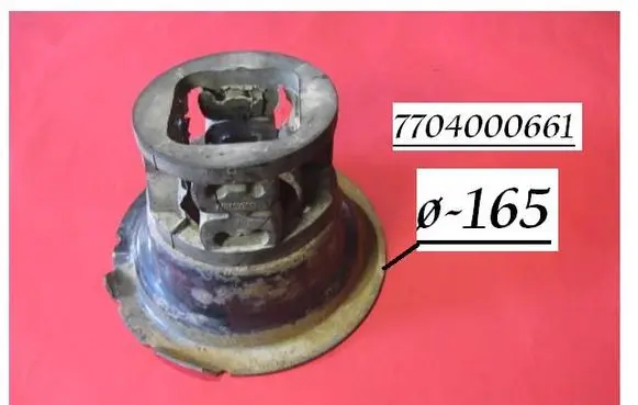 Renault 19 Front coil spring rubber mount 7704000661