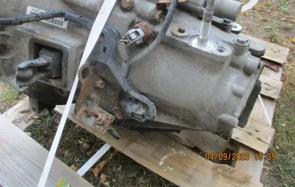 Mazda 2 Manual 5 speed gearbox MBE92024338 040920253