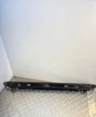 Peugeot 3008 I Radiator mount bracket 