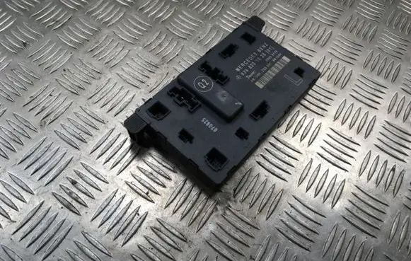 Mercedes-Benz Vito Viano W639 Door control unit/module 6398201026 ZGS001