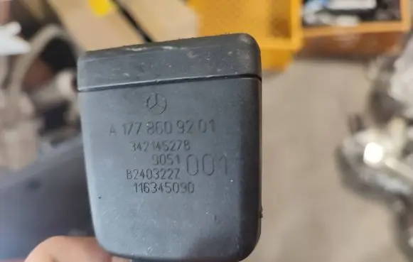 Mercedes-Benz A W177 AMG Battery tray A1778609201 34214527B 116345090