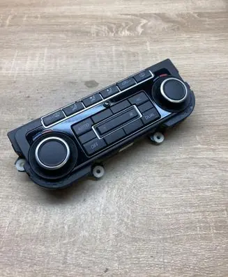 Volkswagen PASSAT B7 Climate control unit 5K0907044ER 5HB009746