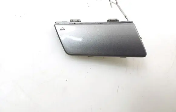 Mercedes-Benz B W245 Front tow hook cap/cover A1698850381