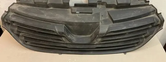 Renault Trafic III (X82) Front grill 623108673R
