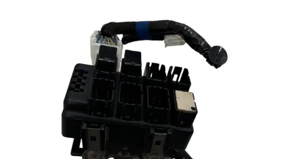 Subaru Forester SH Fuse module LB800101B
