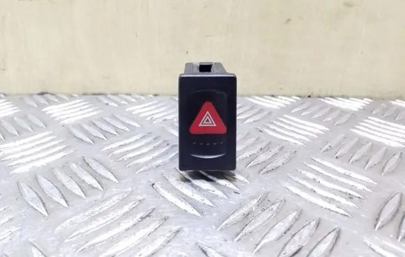 Volkswagen PASSAT B5.5 Hazard light switch 3B0953235D