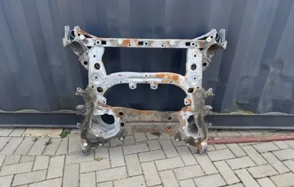 BMW M5 Front subframe 6883293