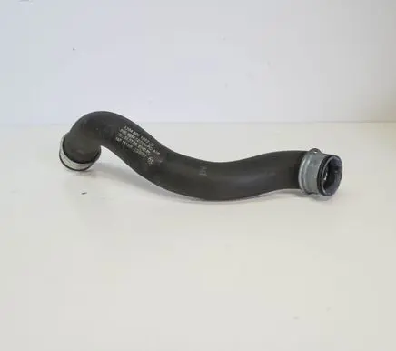 Mercedes-Benz C W204 Engine coolant pipe/hose A2045011582