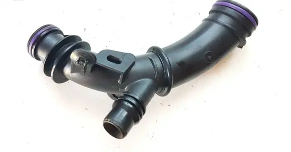 Peugeot 3008 II Engine coolant pipe/hose Z12002107