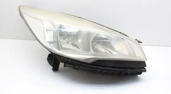 Ford Kuga II Headlight/headlamp CV4413W029BE
