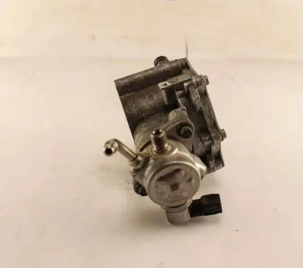 Volvo XC90 Vacuum pump 31480558