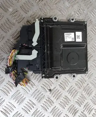 Volvo V60 Engine control unit/module 32242005