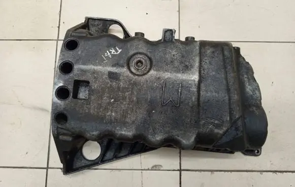 Renault Trafic II (X83) Oil sump 8200066133
