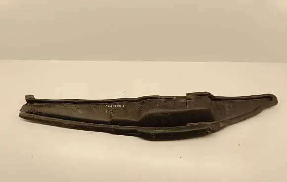 Chrysler Pacifica Fender foam support/seal 96225663A