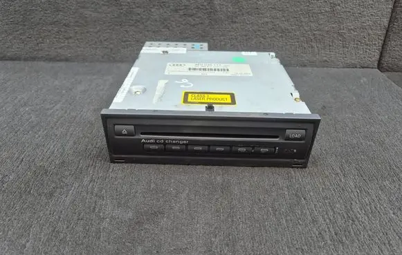 Audi A6 S6 C6 4F CD/DVD changer 4E0035111 4E0910111C