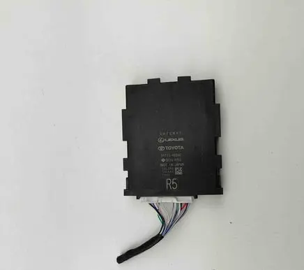 Lexus RX 450H Gateway control module 8911148260