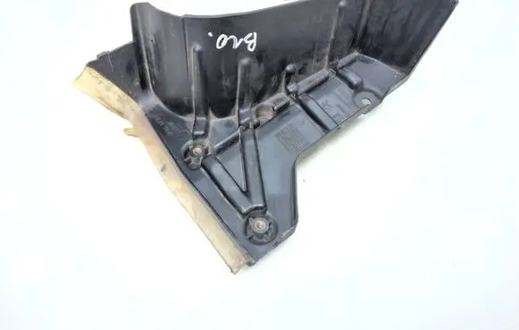 Peugeot 308 Other engine bay part 9802767880