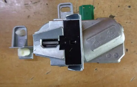 Volvo V60 Steering wheel lock 31340734