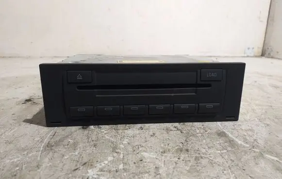Skoda Octavia Mk2 (1Z) CD/DVD changer 1Z0035111A