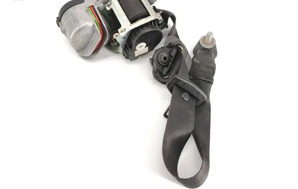 Mercedes-Benz S W221 Front seatbelt A2218603185