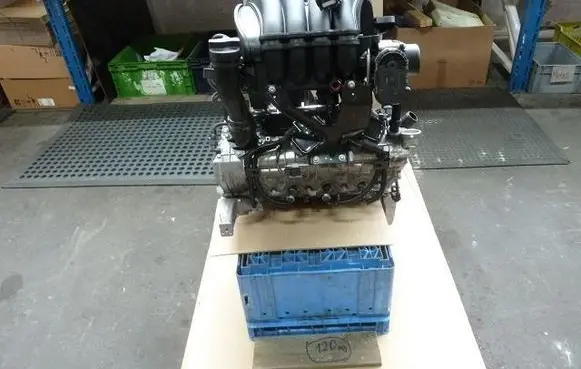 Mercedes-Benz Sprinter W906 Engine A2660104600