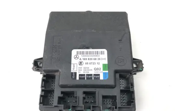 Mercedes-Benz A W169 Other control units/modules A1698206826 05072312
