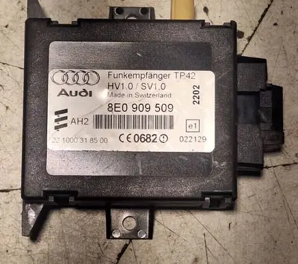 Audi A4 S4 B6 8E 8H Other control units/modules 8E0909509 022129 0682